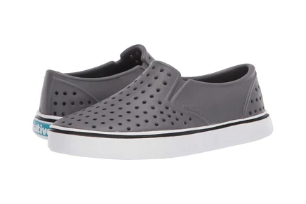 Native Shoes Kids Miles Slip-On Sneakers (Little Kid/Big Kid) dublin grey/shell white