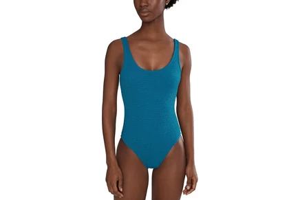 Купальник Nike Shoreline Pucker Scoop Neck One Piece