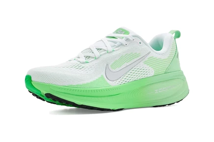 Nike Vomero 18 white/metallic silver/illusion green