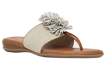 Сандалии Andre Assous Novalee Featherweight Sandal