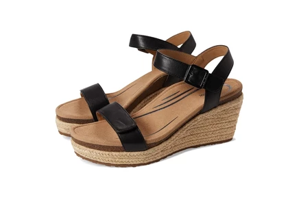 Aetrex Sydney black leather