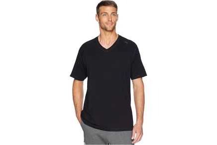 Футболка tasc Performance Carrollton V-Neck Tee