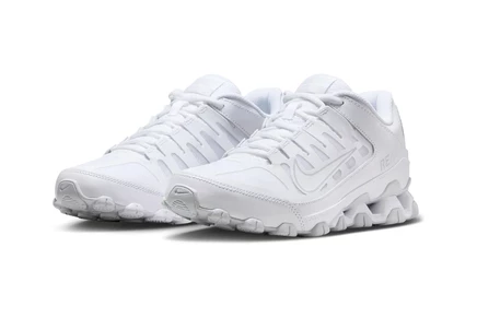 Женские кроссовки Nike Reax 8 Mesh, белые/платиновые