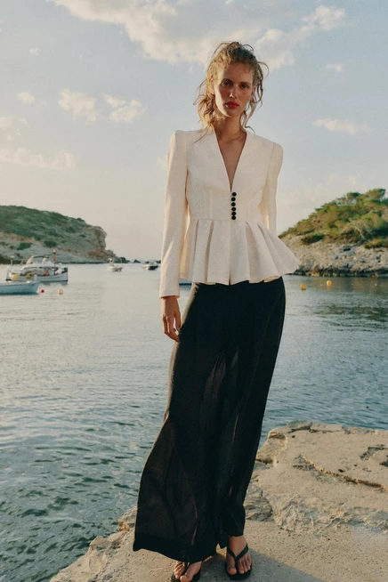 Женский жакет ZARA с подплечниками, светло-бежевый