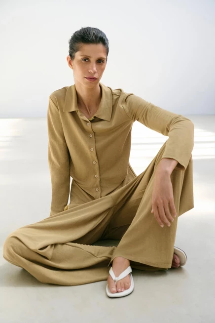 Женские брюки ZARA прямого кроя, оливковые