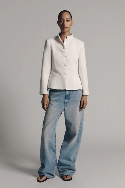 Женский блейзер ZARA с баской, белый
