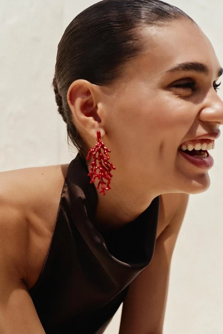 Женские серьги ZARA в форме коралла из смолы, красные