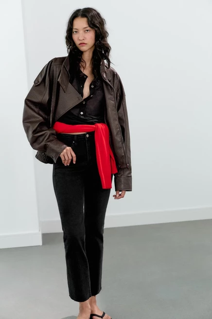 Женские укороченные джинсы ZARA TRF клеш, черные