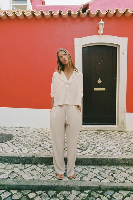 Женская рубашка ZARA с короткими рукавами, экрю