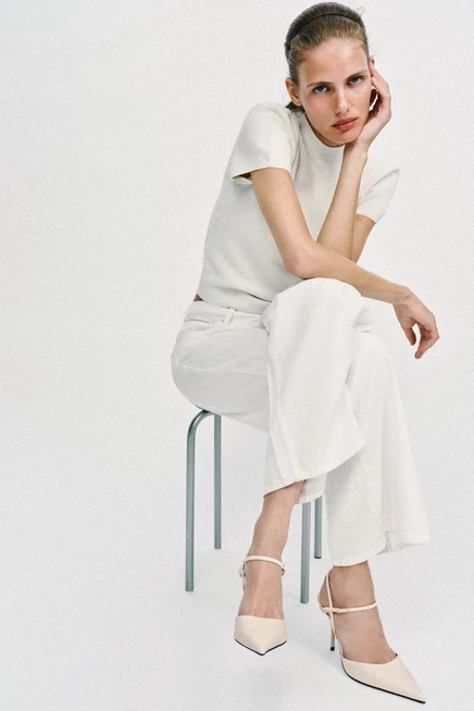 Женские туфли Zara на каблуке с ремешком, молочные