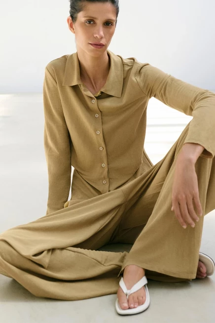 Женская блузка ZARA плиссированная, оливковая